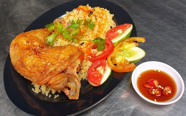Cơm Gà Xối Mỡ 788