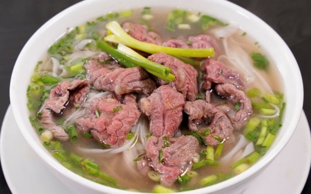 Phở Ông Hoà - Phạm Hữu Lầu
