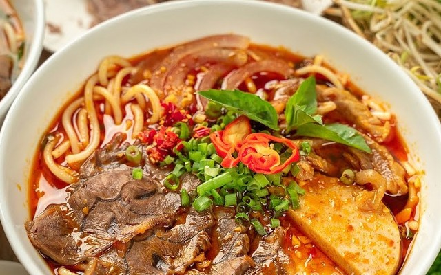 Bảo Chung - Phở Bò, Bún Bò Huế & Miến Bò
