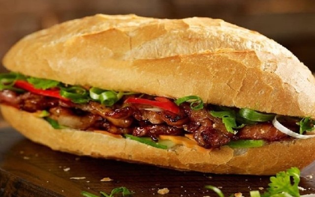 Bánh Mì Gia Truyền Nam Hà - Lô 82 Nguyễn Duy Hiệu