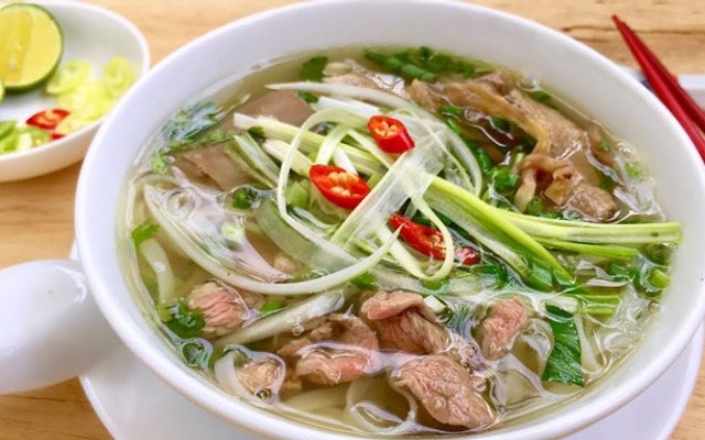 Phở Bông - 108 Trần Duy Chiến