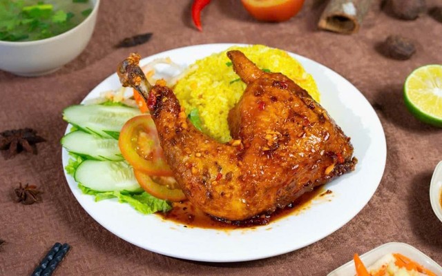 Cơm Gà Ngon Bà Hoàng - Hồ Hảo Hớn