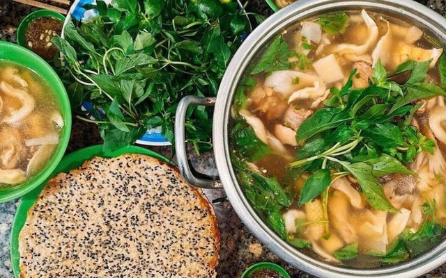 Lẩu Gà Lá É Tao Ngộ 2 - Nguyễn Du