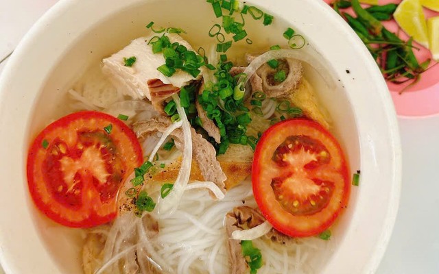 Bún Cá & Bánh Canh Hẹ Chính Hiệu Vạn Giã Cô Nô - Vân Đồn