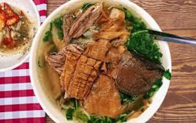 Ngan Bay - Hoàng Ngân