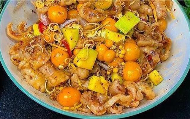 Mommy Kitchen - Chân Gà Mix Trứng Non & Bánh Tráng Phơi Sương
