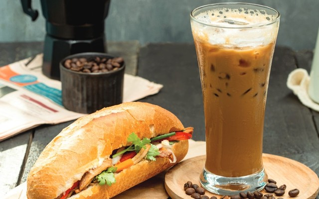 Coffee Nhà Cũ - Cà Phê Muối & Bánh Mì Ép
