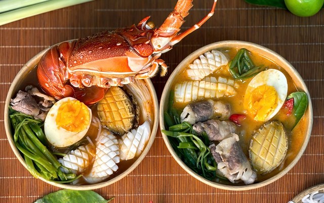 Lẩu Quyên - Bún Thái - Hoàng Sa