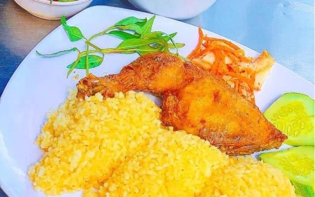 Cơm Gà Xối Mỡ Thụy Kha - 2 Tháng 4