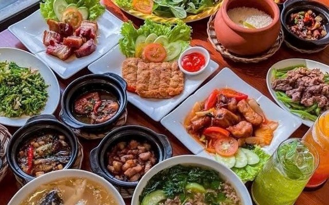 Cơm Niêu Pleiku - Huỳnh Văn Luỹ