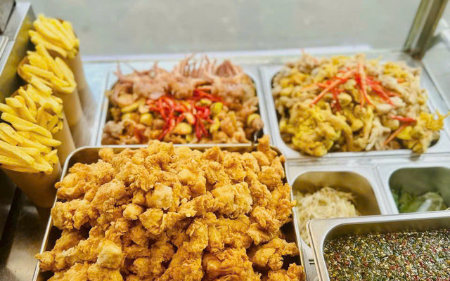 GẤU FOOD Q10 - Chân Gà Rút Xương Bà Hạt