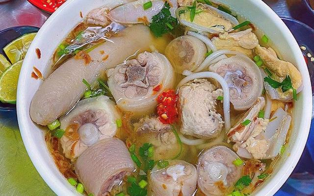 Bánh Canh Đuôi Heo Út Hương - Phan Huy Ích