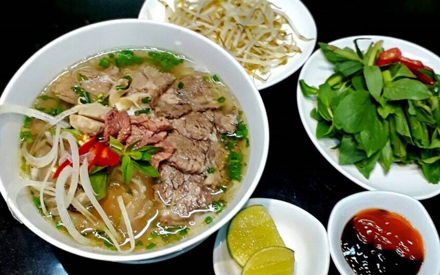 Phở Lan Phương - Nguyễn Công Trứ
