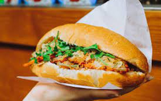 Bánh Mì - Xôi Nhà Xoài