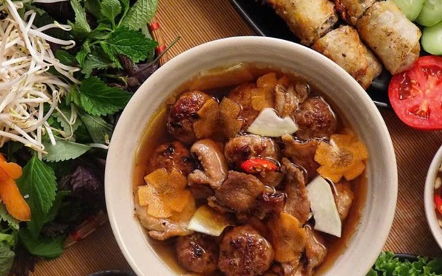 Bún Chả Hà Nội Phố Xưa - KDC Vietsing