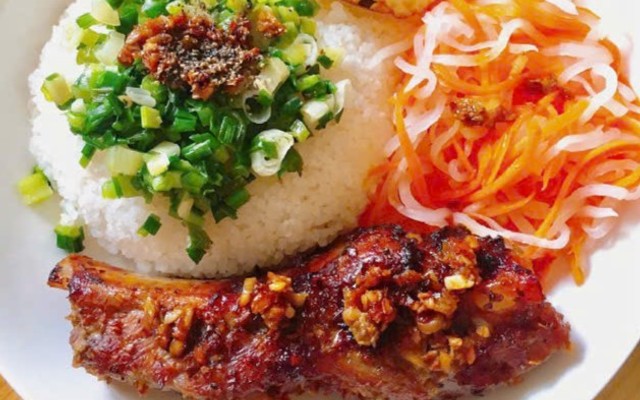 Quán Xưa Nem Nướng Nha Trang Độc Quyền - Cơm Tấm & Bún Thịt Nướng