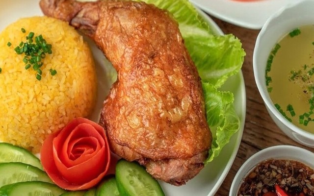 Phở Khôi - Cơm Rang Đùi Gà - Hoàng Sâm