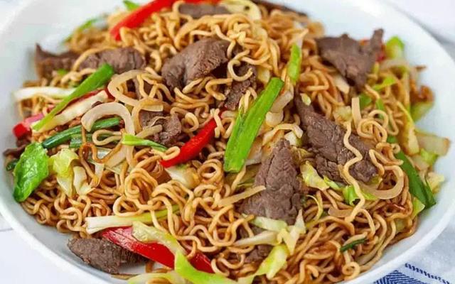 Cơm Chiên Cô Ngọc - Lê Văn Sỹ