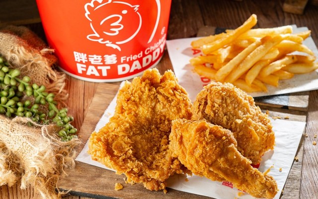 Gà Rán Fat Daddy American Fried Chicken - Tạ Quang Bửu