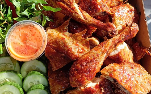 Gà Nướng Đệ Nhất Bánh Bao Tỉ Tỉ - 26 Nguyễn Thị Định