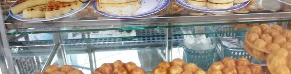 Tiệm Bánh Nướng Tít Mít