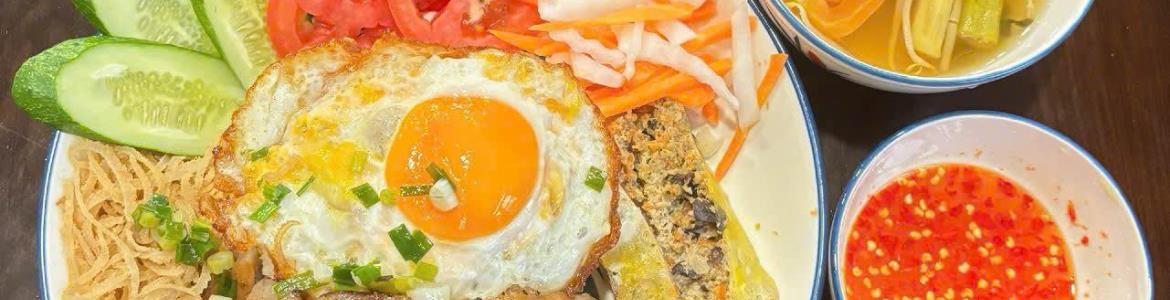 Cơm Tấm & Bún Thịt Nướng Cô Út Vinhomes