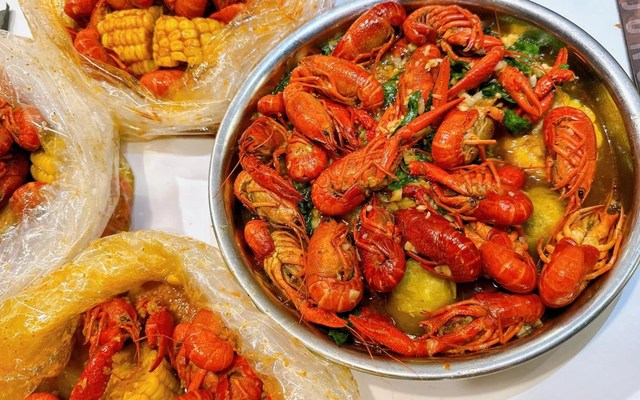 The Cajun Cua - Nhà Hàng Hải Sản
