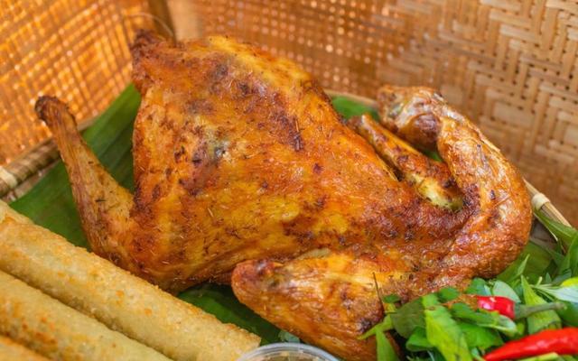 Gà Nướng & Lẩu Gà Đệ Nhất - 270 Nơ Trang Long