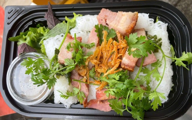 Heo Quay Lu - 127 Lê Lai