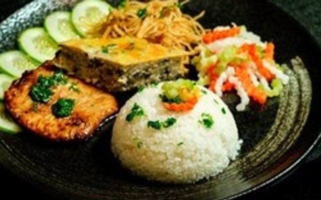 Vĩnh An Chay - Cơm Sườn Bì Chả Chay & Bún Thịt Nướng Chả Giò Chay - Âu Cơ