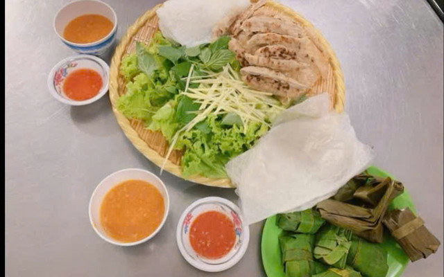 Nem Nướng Nha Trang - 240 Lê Hồng Phong