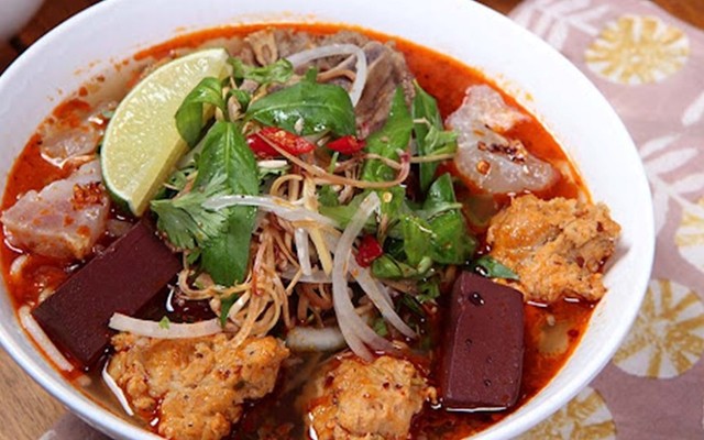 Bún O Hoà - 59 Mai Thúc Loan