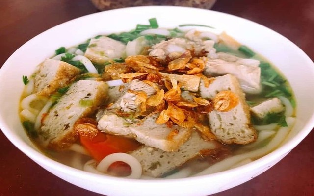 Bánh Canh Chả Cá - Đường 7L