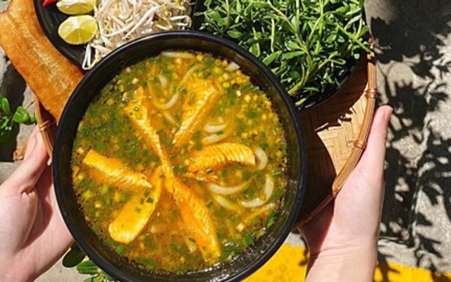 Bánh Canh Cá Lóc Mê Quảng Trị - 21 Nguyễn Huy Tưởng