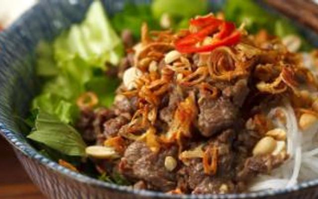 Huệ Vũ - Bún, Miến & Bánh Đa Trộn - Đường Láng