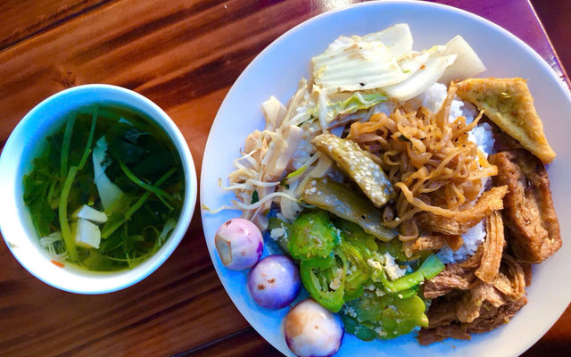 Chay Tâm An - Cơm Chay, Mì Trộn Chay & Lẩu Chay