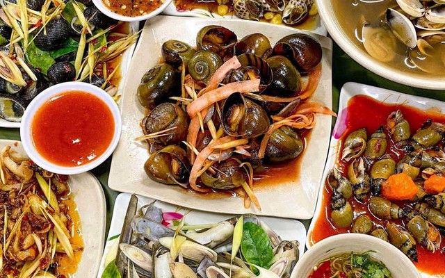 Ốc Đảo - 25 Huỳnh Thúc Kháng