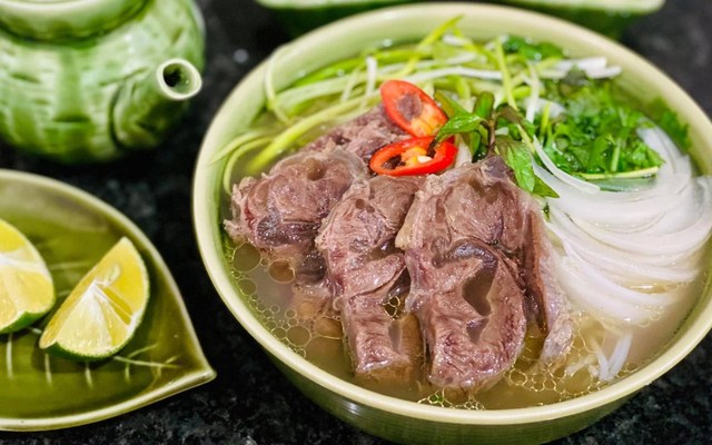 Phở Gà Gia Truyền Phố Cổ