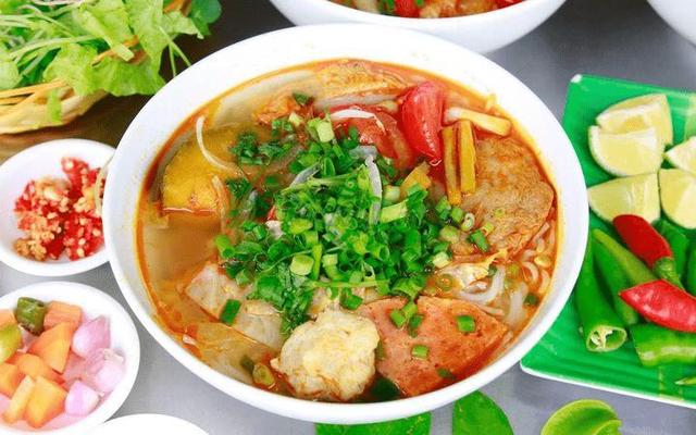 Bún Chả Cá, Riêu Chả & Cá Ngừ Bà Lan