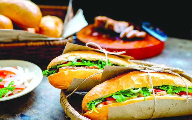 Bánh Mì Sài Gòn - 348 Ngọc Lâm