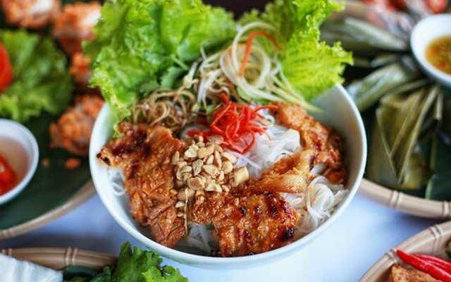 Bún Nhật Linh - Bún Thịt Nướng, Chè & Bún Chả Hà Nội - Lương Đình Của