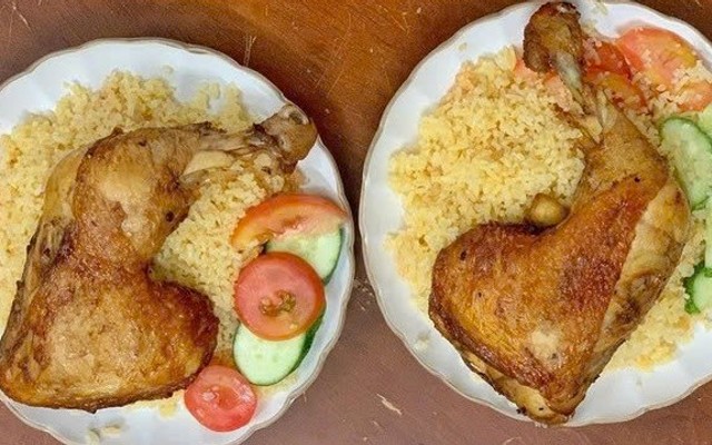 Cơm Chiên Gà Xối Mỡ Gia Truyền - Trần Quốc Toản