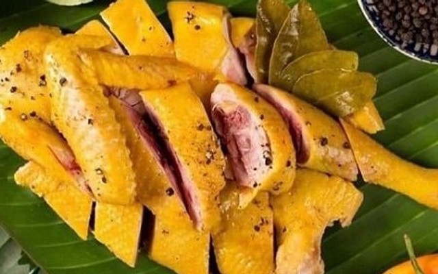 Gà Ủ Muối Và Ăn Vặt TUNA