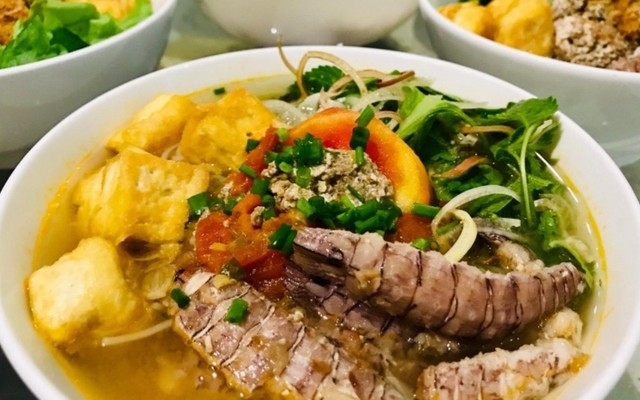 Bún Riêu Bề Bề Hoàng Phố - Ngọc Lâm