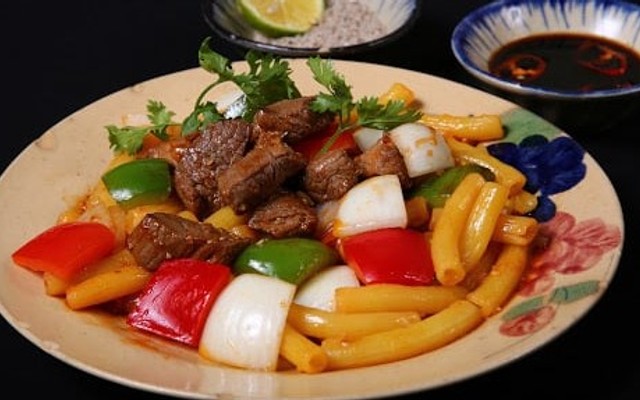 Cơm Gà Huê Ký - Tô Ký