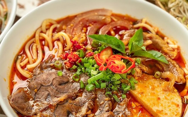 Liên - Bún Bò Huế - Trương Định