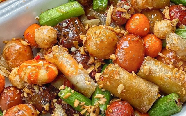 Cá Viên Chiên Bơ Tỏi, Bắp Xào & Vịt Lộn - Tâm