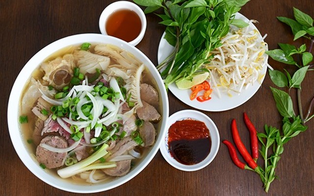 Phở Chú Bình - Bún Bò Huế