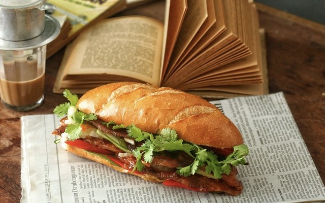 Bánh Mì Hà Nội - 608 Nguyễn Thị Định