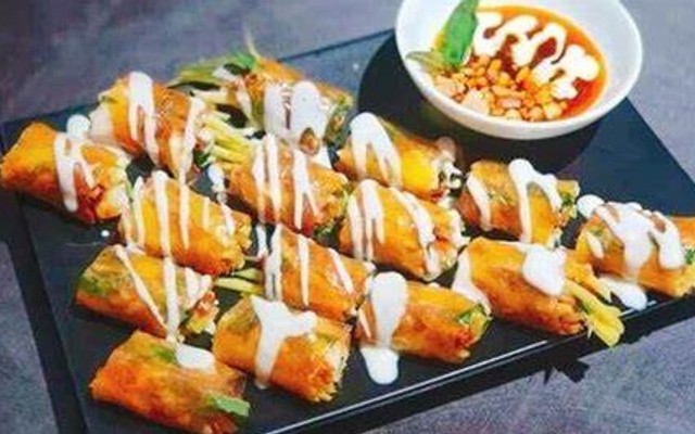 Ăn Vặt Troll Kitty - 111 Tôn Thất Thuyết